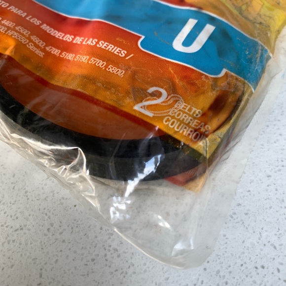 Total Qty (6) 3M Filtrete [67312A Eureka Type U] Replacement Vacuum Belts - Picture 2 of 3